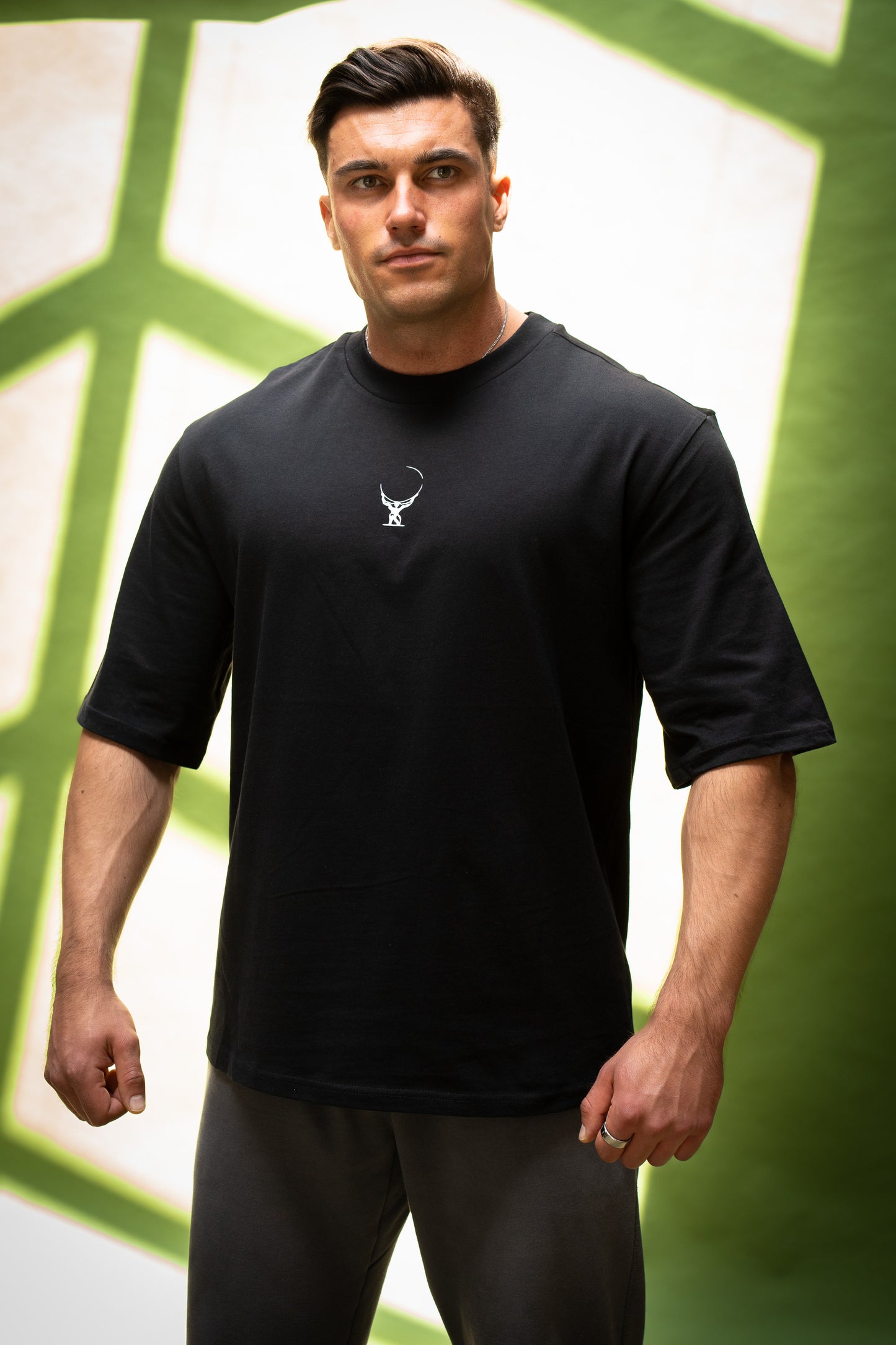 VARSITY TEE